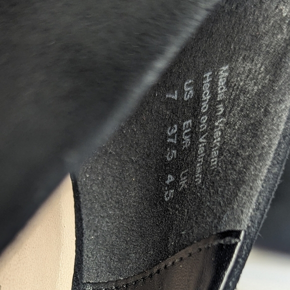 😁 Aldo womens Black Sued high heels size 7 - Picture 8 of 8